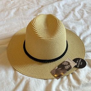 Kendall & Kylie Straw Hat NWT
